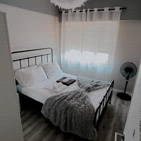 T1 Confortable A Ajuda - Proche Belem, Tram, Bus,centre Lizbona