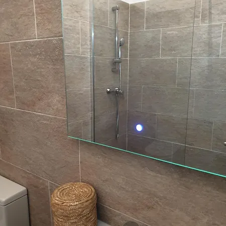 Apartament T1 Confortable A Ajuda - Proche Belem, Tram, Bus,centre *